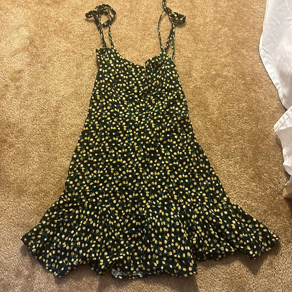 Super fun lemon dress